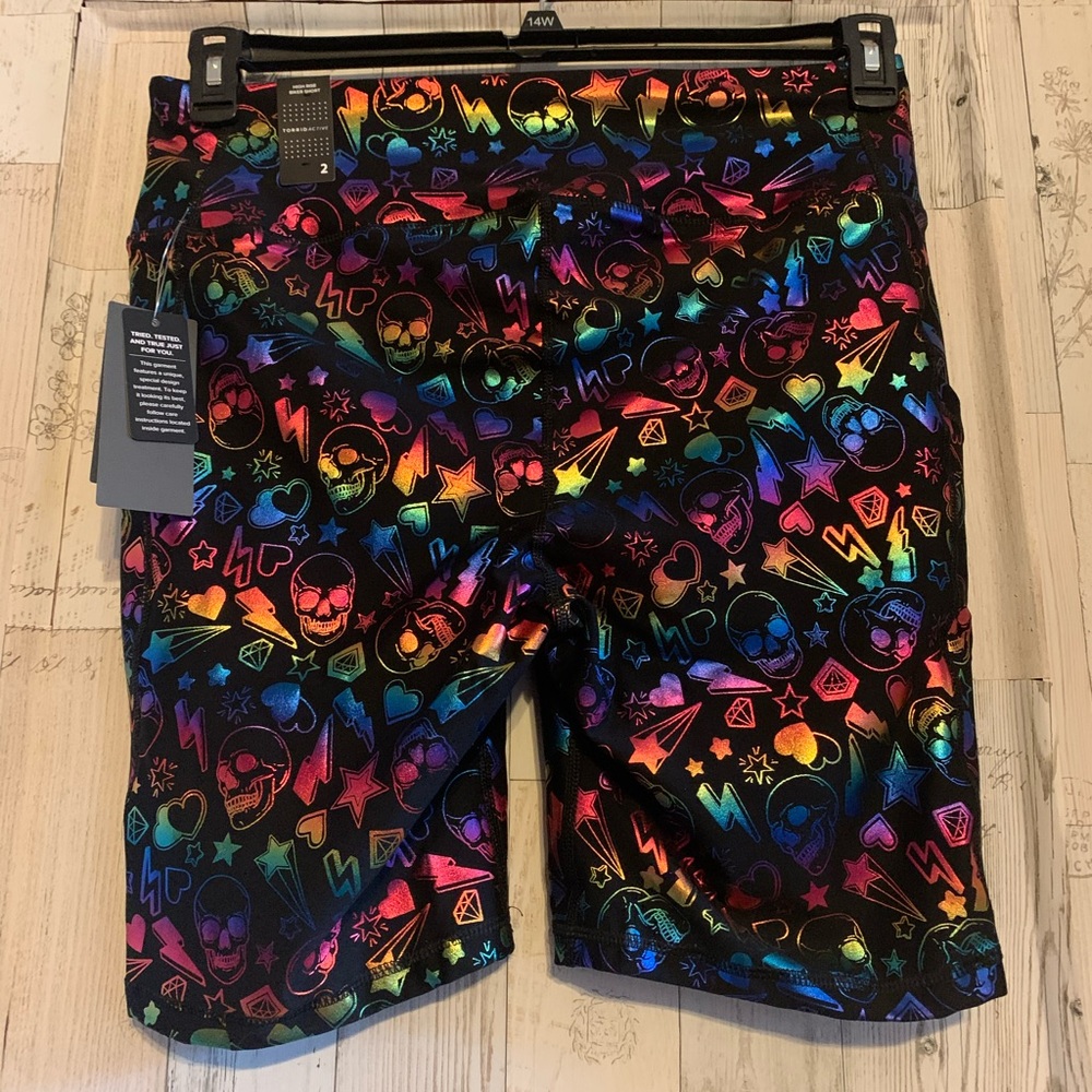 NWT torrid size 2 skull active shorts - Picture 9 of 11